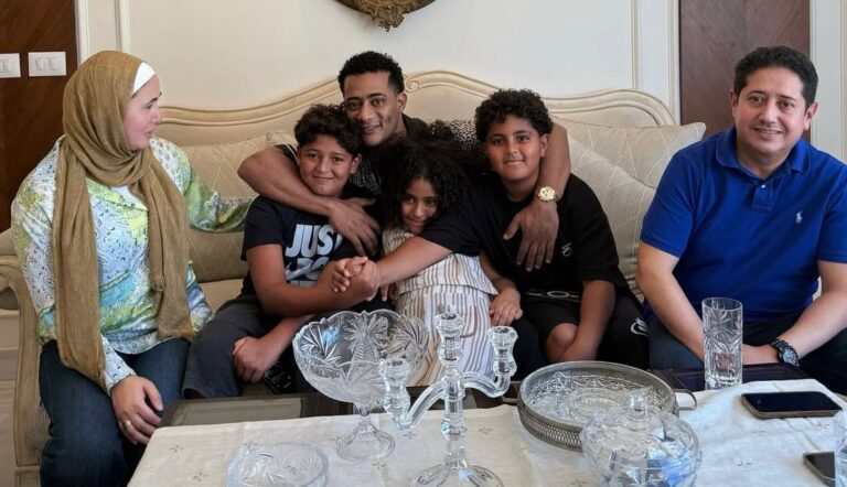 محمد رمضان يعلن الصلح مع عائلة الطفل عمر بعد أزمة دار الرعاية