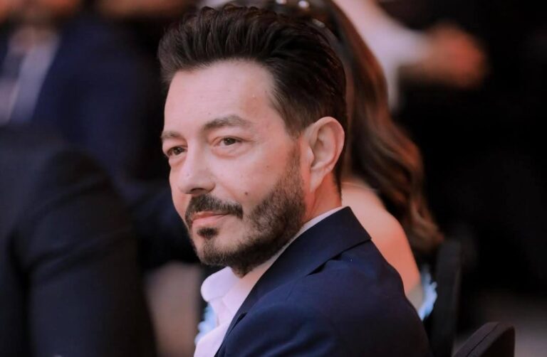 أحمد زاهر يرفض تقديم أدوار السيرة الذاتية خلال حواره في برنامج أسرار النجوم