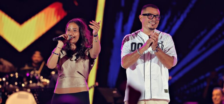 عمرو دياب وابنته جانا خلال أول ظهور إعلاني لها